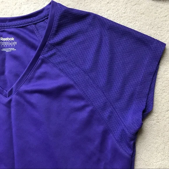 Reebok Purple Short Sleeve Workout Top - Picture 3 of 4